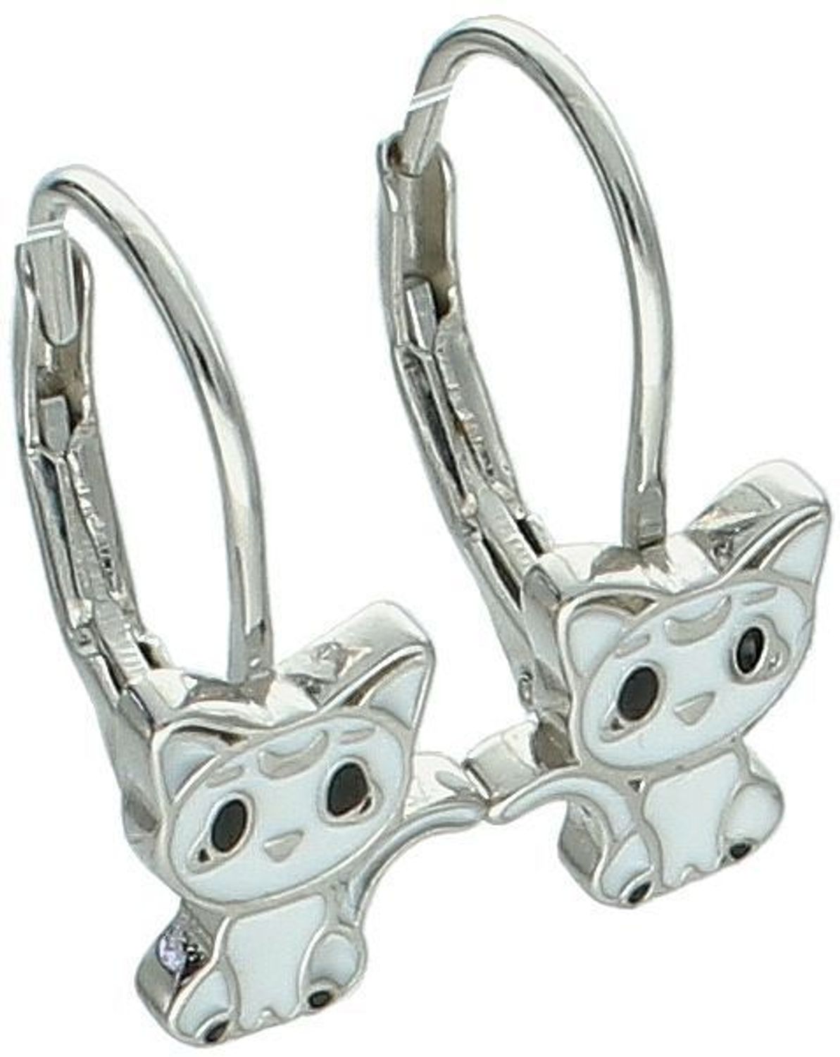 Kolczyki dziewczęce srebrne kotki z białą emalią – model DIA-KLC-13160-925. Próba 925, długość 1,5 cm, szerokość 6 mm, waga 1,70 g. Zapięcie bigiel angielski – idealne na prezent 1.jpg