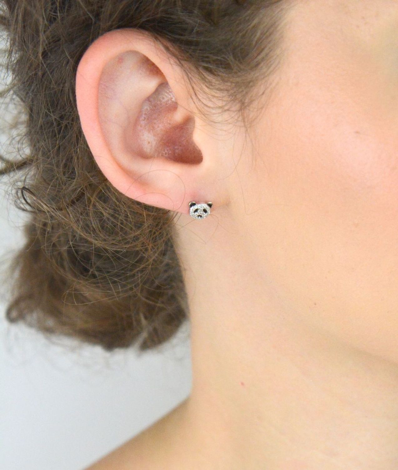 Kolczyki dziecięce srebrne misiu panda z cyrkonią  Próba 925  Na sztyft  7 mm  DIA-KLC-13167-925.jpg