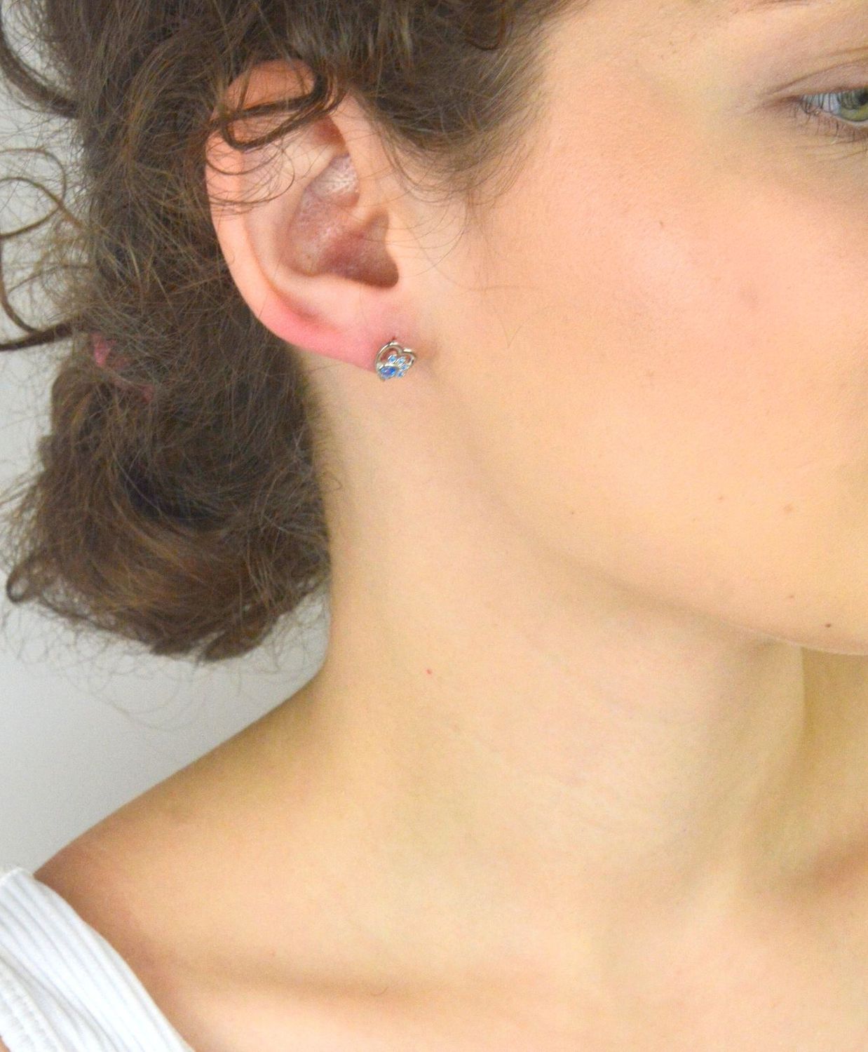 Srebrne kolczyki Ag 925 Serce z łapką.jpg