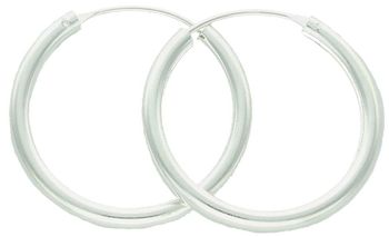Kolczyki srebrne DIA-KLC-13226-925 – klasyczne gładkie koła o długości 2,8 cm i szerokości 3 mm. Waga 4,30 g. Wykonane ze srebra próby 925. Zapięcie szarnir – trwałe i wygodne. 1.jpg
