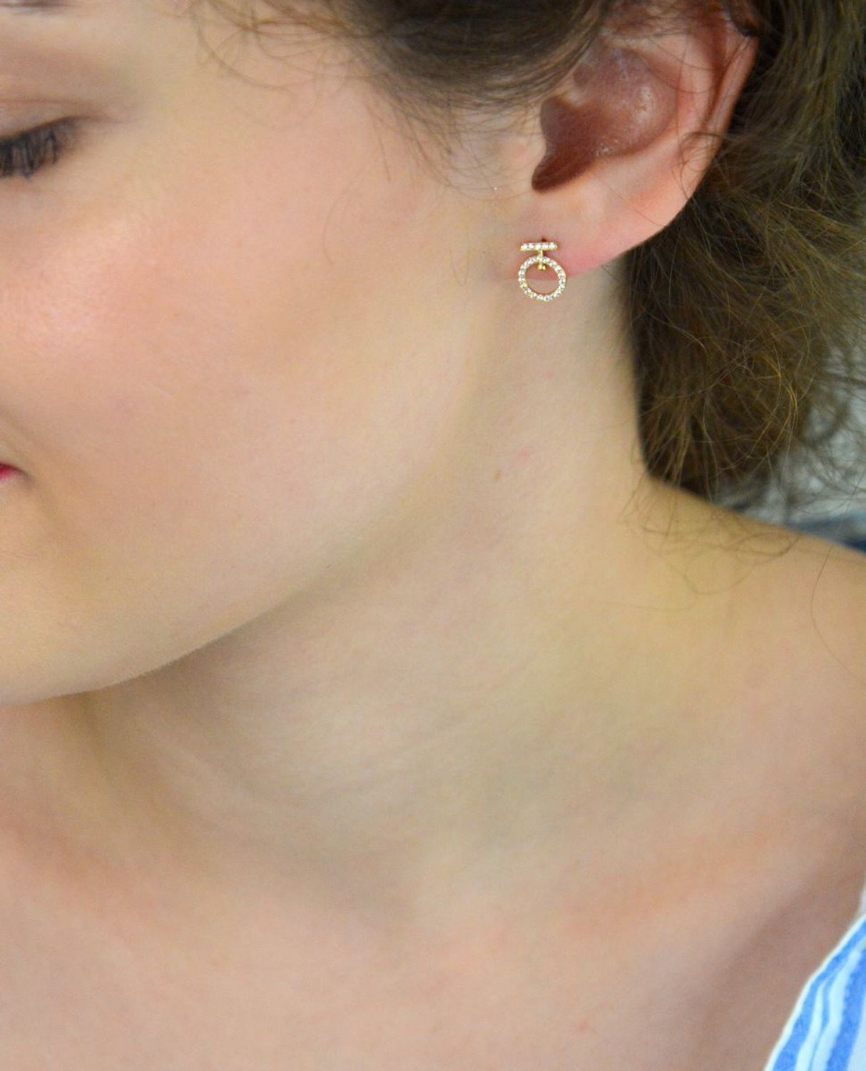 Złote kolczyki kółeczka z cyrkoniami 585 – DIA-KLC-13718-585 Au.jpg