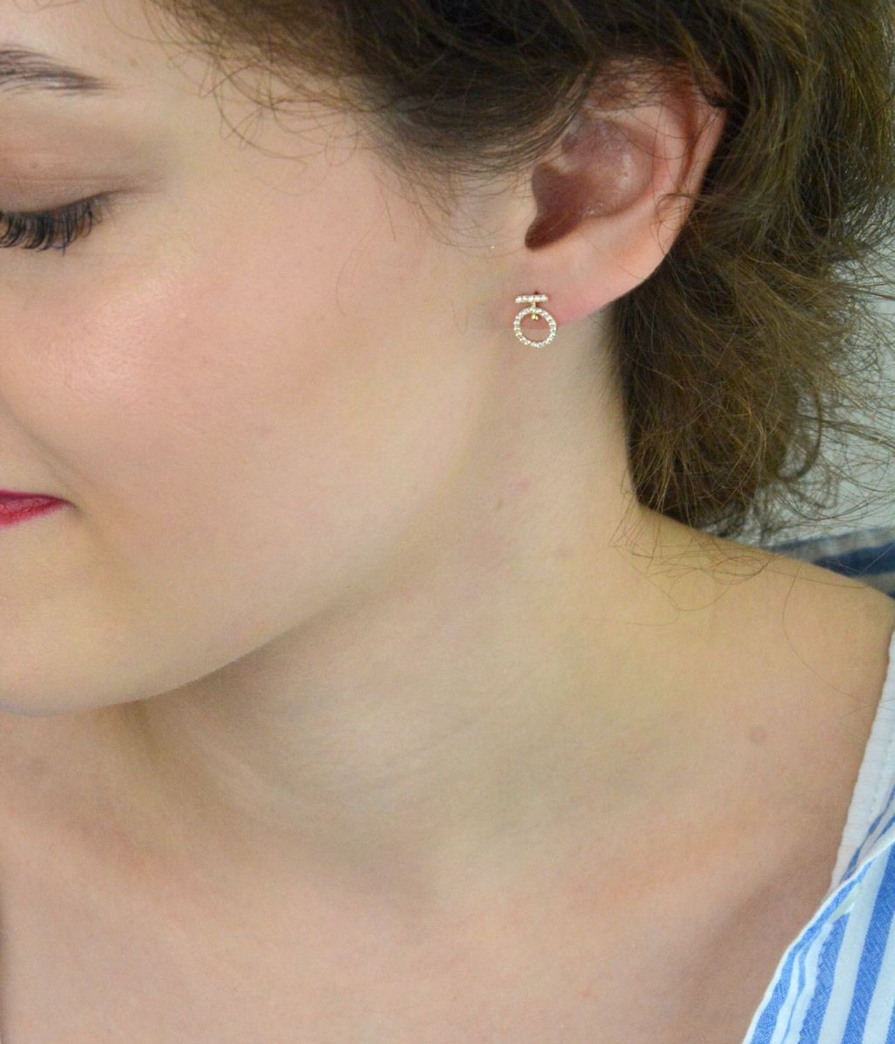 Złote kolczyki kółeczka z cyrkoniami 585 – DIA-KLC-13718-585 Au.jpg