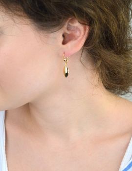 Eleganckie złote kolczyki damskie próby 585 w formie wiszących gładkich blaszek. Długość 3 cm, szerokość 8 mm, zapięcie bigiel angielski. Idealne na prezent i do codziennych stylizacji (3).JPG