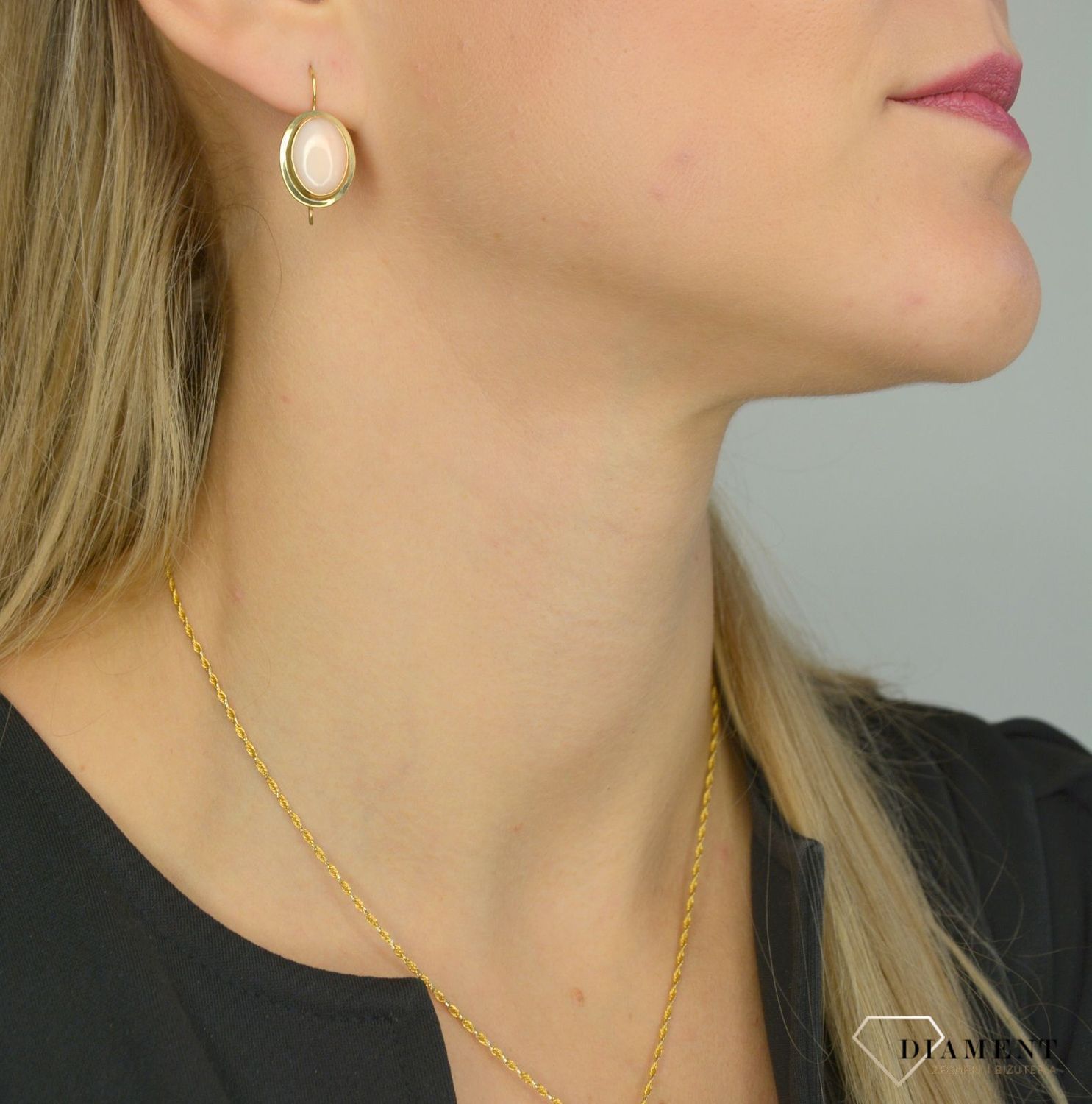 Złote koczyki z koralem 585 'Pudrowy koral' DIA-KLC-1376-585.jpg