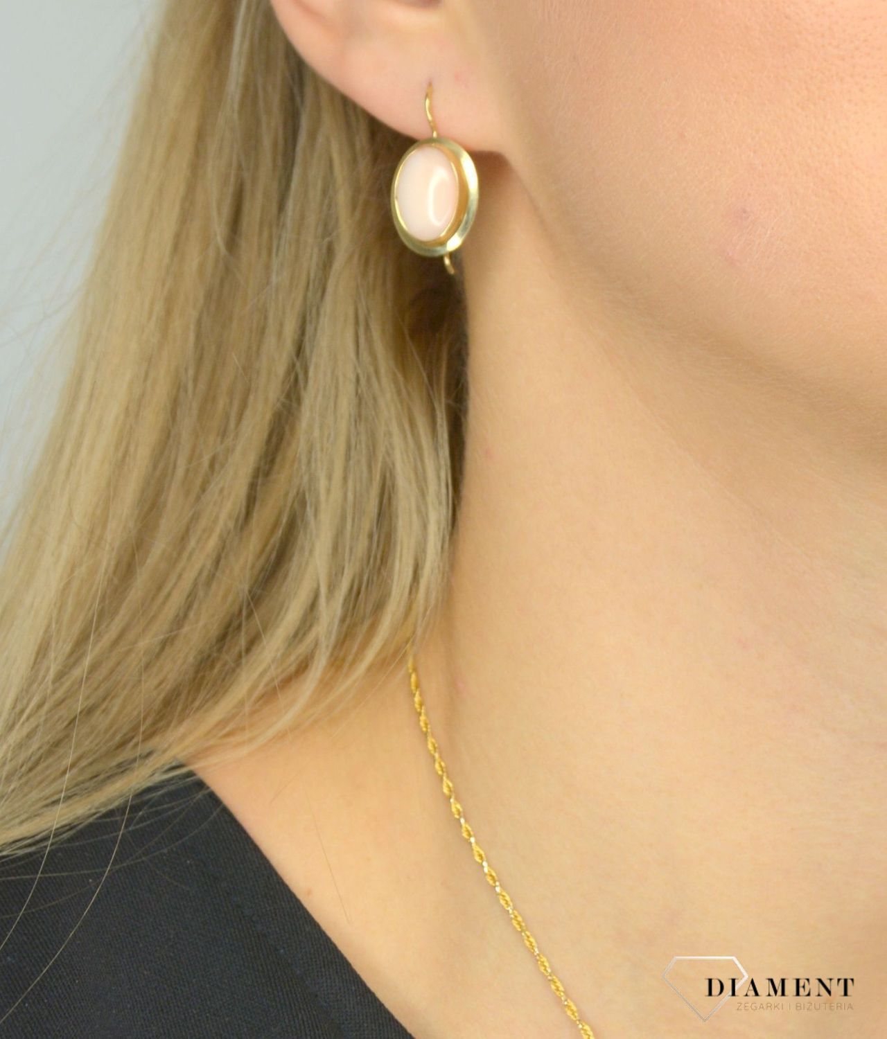 Złote koczyki z koralem 585 'Pudrowy koral' DIA-KLC-1376-585.jpg