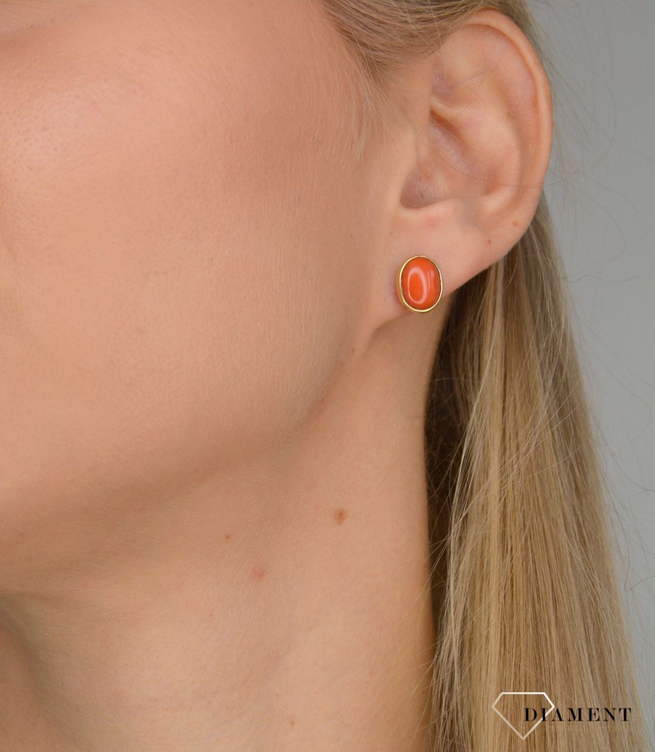Złote kolczyki Diament 585 koral z zapięciem typu sztyfty DIA-KLC-1377-585.jpg