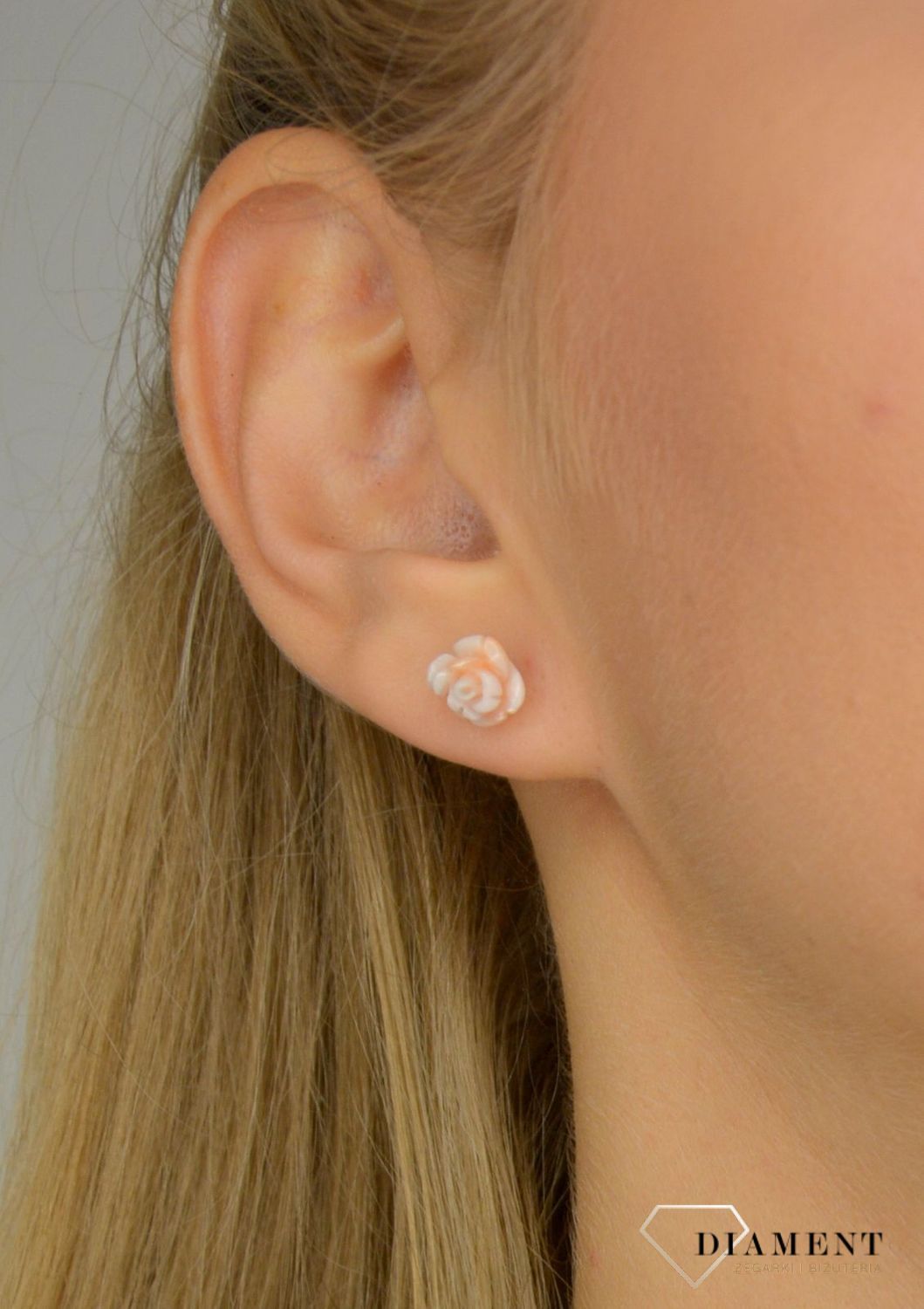 Złote koczyki na sztyft 585 'Koralowe różyczki' DIA-KLC-1385-585.jpg