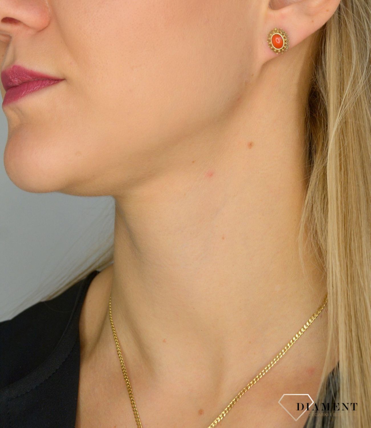 Złote kolczyki Diament 585 koral z zapięciem typu sztyfty DIA-KLC-1386-585.jpg