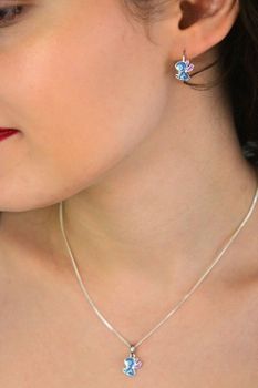 kolczyki dziecięce srebrne, kolczyki 925 dla dzieci, kolczyki z emalią, kolczyki bigiel angielski (1).jpg