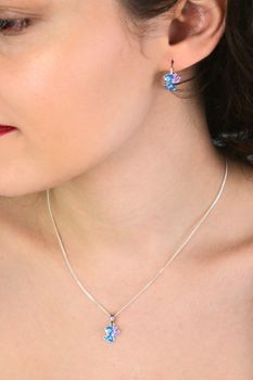 kolczyki dziecięce srebrne, kolczyki 925 dla dzieci, kolczyki z emalią, kolczyki bigiel angielski (3).jpg