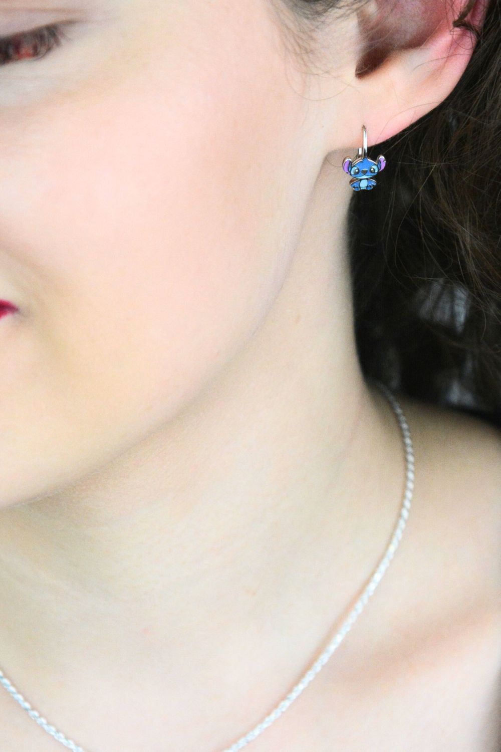 Kolczyki srebrne dziecięce Stitch emalia 925 – DIA-KLC-13874--925  Biżuteria dla dziewczynek.jpg