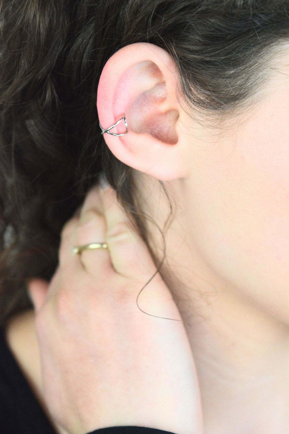 Srebrna nausznica damska 925 – delikatna ozdoba ucha Ag.jpg