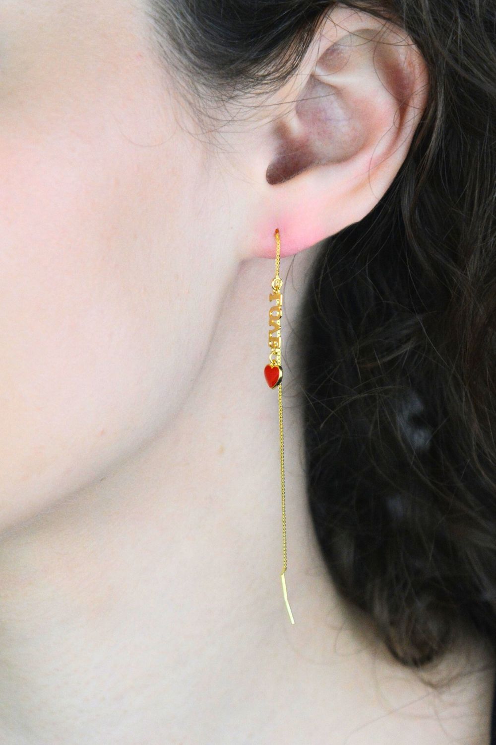 Srebrne pozłacane kolczyki damskie 925 łańcuszki przez ucho Love z serduszkiem DIA-KLC-13953Z-925.jpg