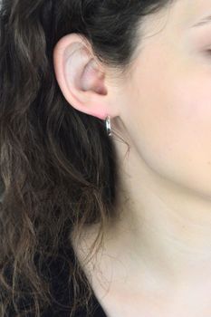 srebrne kolczyki, kolczyki 925, kolczyki koła, kolczyki srebrne koła, kolczyki szarnir, minimalistyc (2).jpg