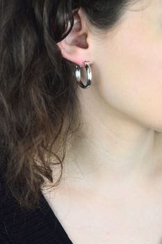 srebrne kolczyki, kolczyki 925, kolczyki koła, kolczyki srebrne koła, kolczyki zapięcie szarnir (3).jpg