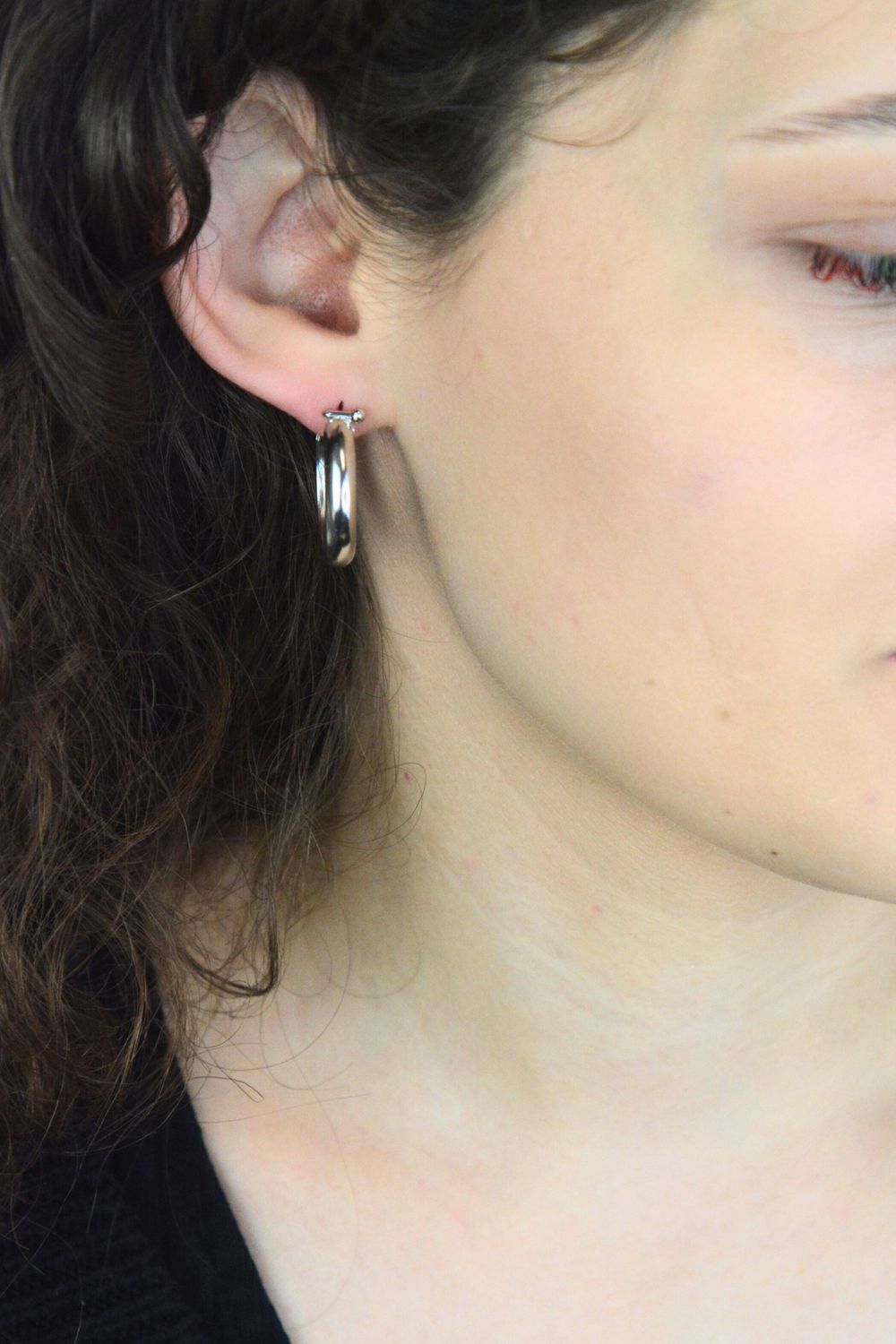 Srebrne kolczyki damskie 925 koła z zapięciem szarnir DIA-KLC-13956-925.jpg