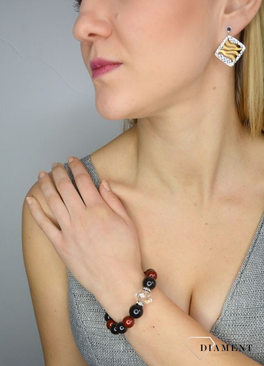 Złote kolczyki 333 wiszące romby z żółtym i białym złotem DIA-KLC-1399-333.jpg