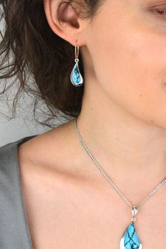 Wiszące kolczyki srebrne 925 DIA-KLC-13992-925 zdobione turkusem. Wymiary 4,0 × 1,2 cm, waga 4,70 g. Eleganckie, subtelne i efektowne (3).jpg