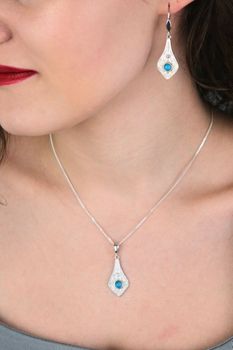 Kolczyki srebrne 925 z turkusem – geometryczne  DIA-KLC-13996-925  Elegancka biżuteria damska (3).jpg