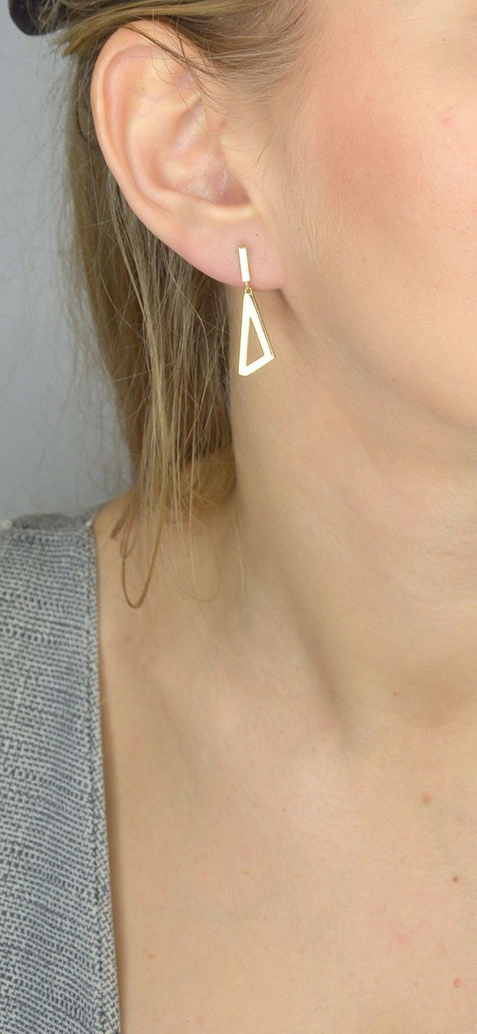 Złote kolczyki 333 wiszący elegancki trójkąt DIA-KLC-1402-333.jpg