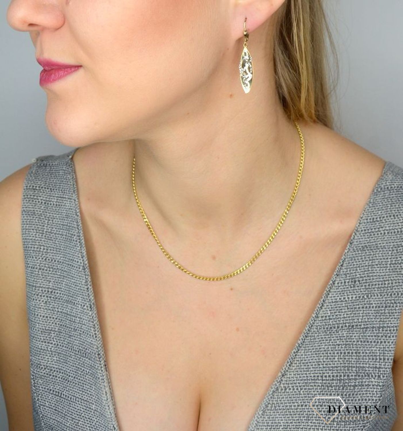 Złote kolczyki 333 wiszące zdobione blaszki DIA-KLC-1405-333.jpg