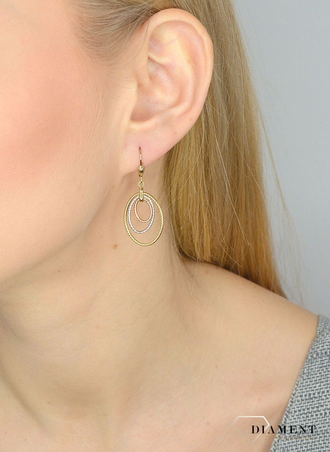 Złote kolczyki 333 wiszące trzykolorowe kółka DIA-KLC-1406-333.jpg