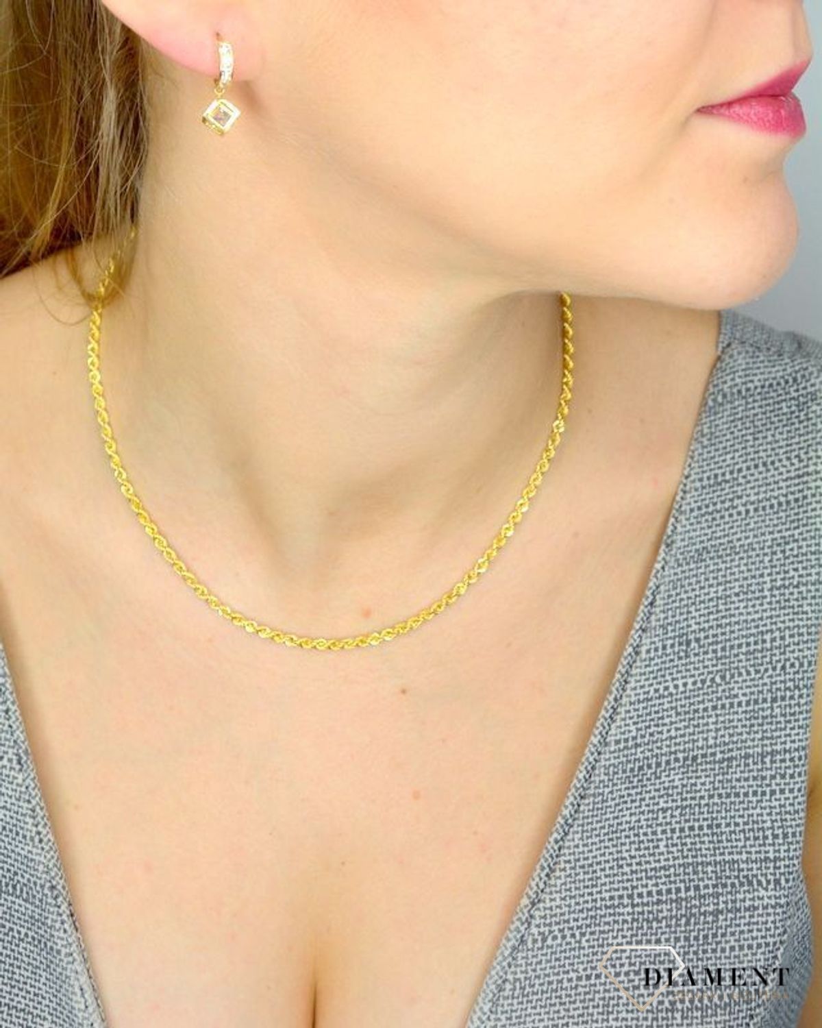 Złote kolczyki 585 wiszące kosteczki DIA-KLC-1418-585.jpg