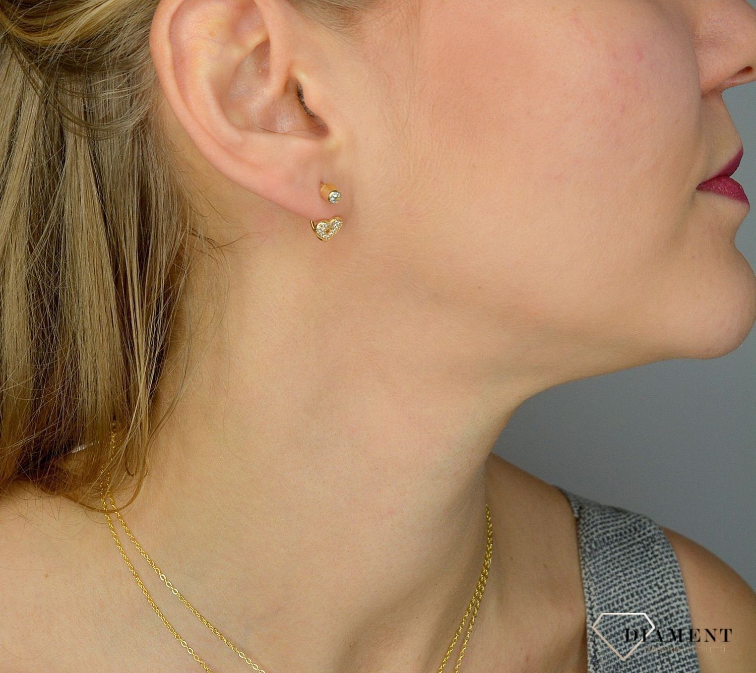 Złote kolczyki wiszące 585 serca z cyrkoniami DIA-KLC-1419-585.jpg