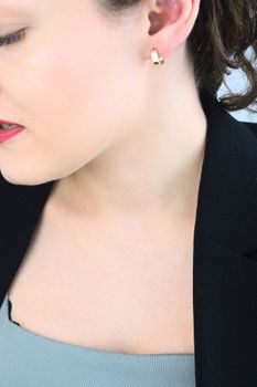 Złote kolczyki koła 375 – małe kółka z gładką powierzchnią  eleganckie i uniwersalne (3).jpg