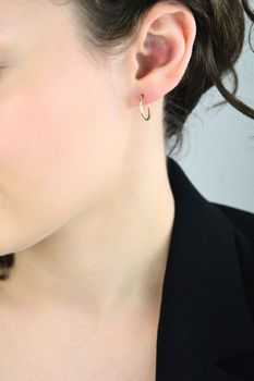 Złote kolczyki małe kółka 375 – gładkie, lekkie, eleganckieff (2).jpg