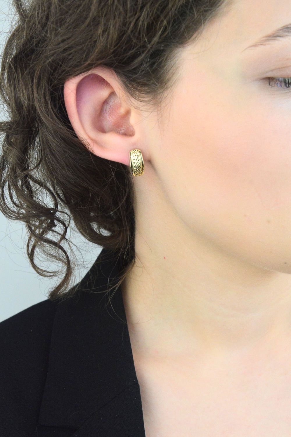 Złote kolczyki 375 diamentowane – angielskie zapięcie 15 mm, 1,33 g ✨💛 (2).jpg