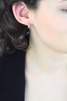 Złote kolczyki krople 585 sztyft 1,5 cm – elegancja i minimalizm 💛DIA-KLC-14318-585 (1).jpg