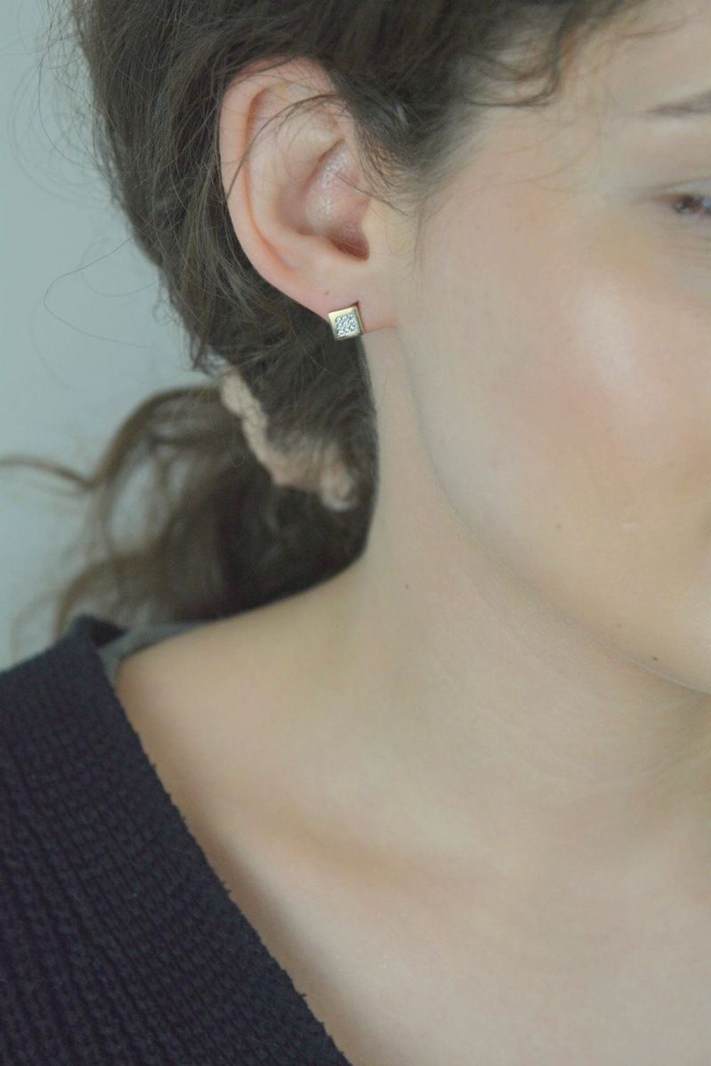 Kolczyki złote kwadraciki w cyrkonie pr 333, DIA-KLC-1586-333.jpg