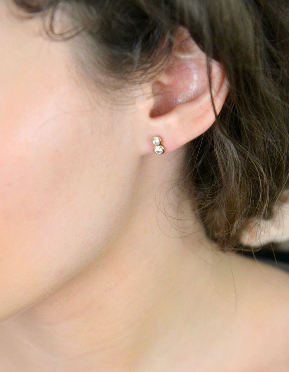 Kolczyki złote dwie cyrkonie pr 333, DIA-KLC-1606-333.jpg