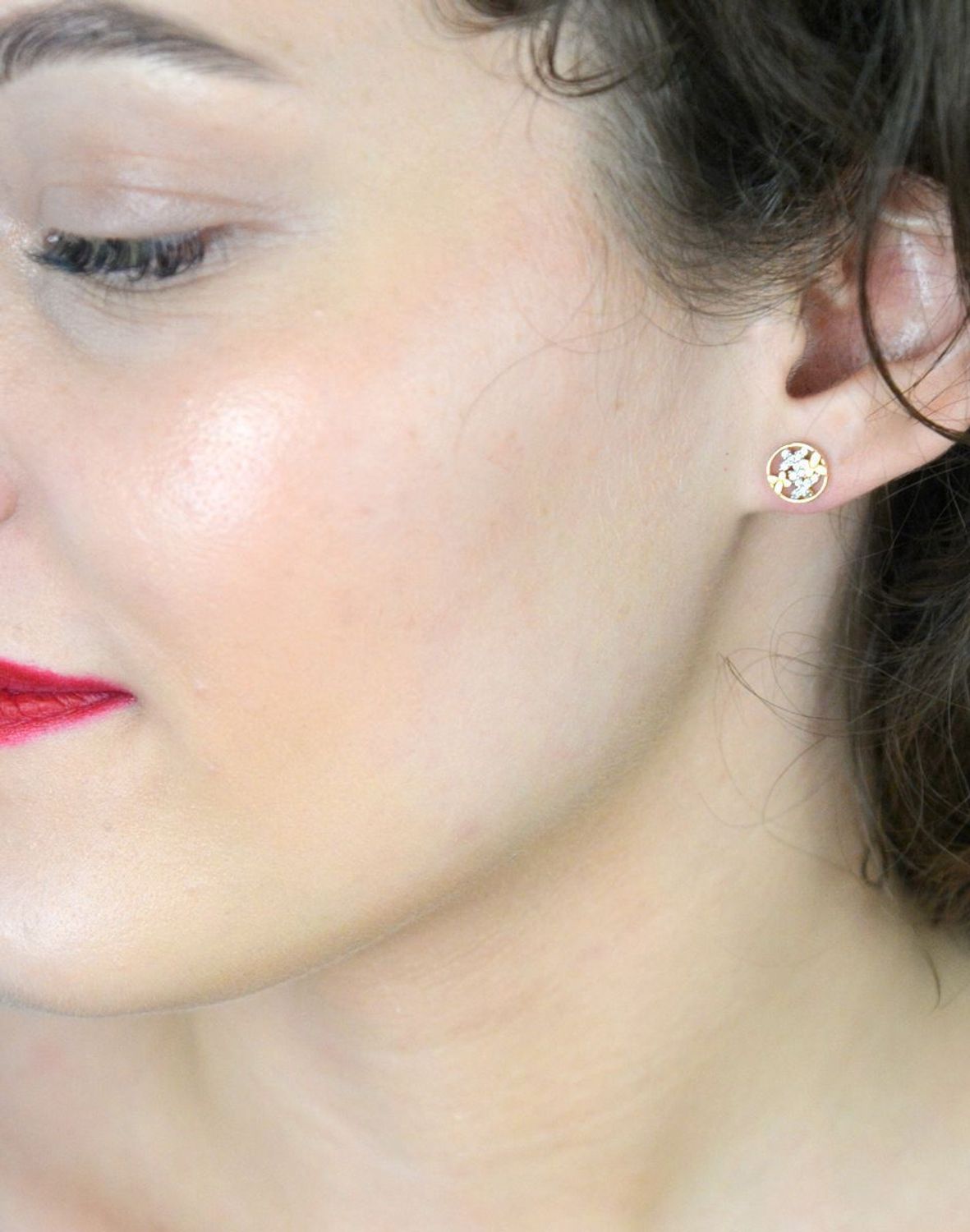 Złote kolczyki przy uchu Motylki próba 333 DIA-KLC-1607-333. Złote kolczyki wykonane z wysokiej jakości złota próby 333. Złote kolczyki są bardzo oryginalne i wygodne w noszeniu.1.jpg