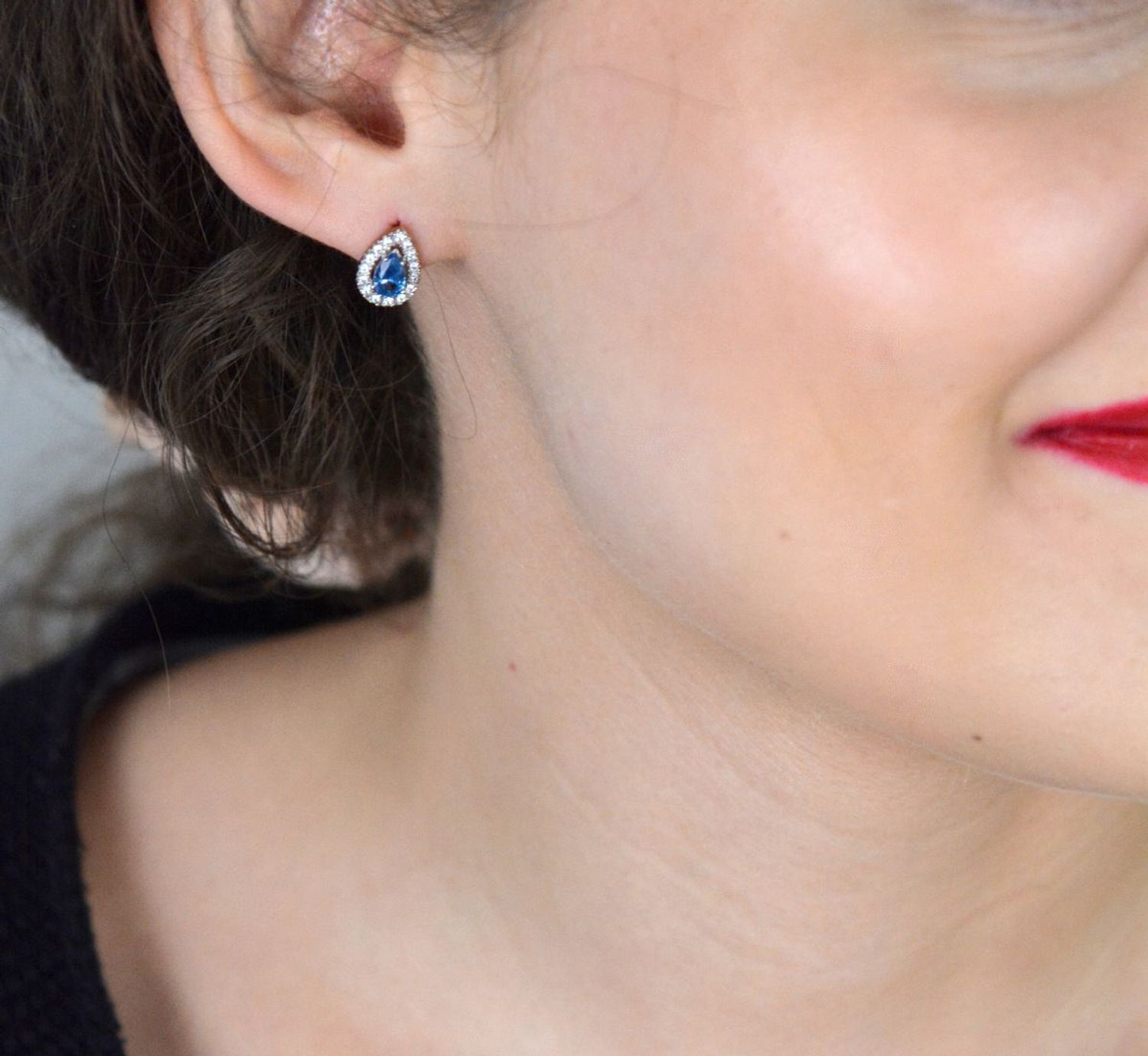 Kolczyki złote łezki z niebieskimi i białymi cyrkoniami pr 333, DIA-KLC-1654-333 Au.jpg