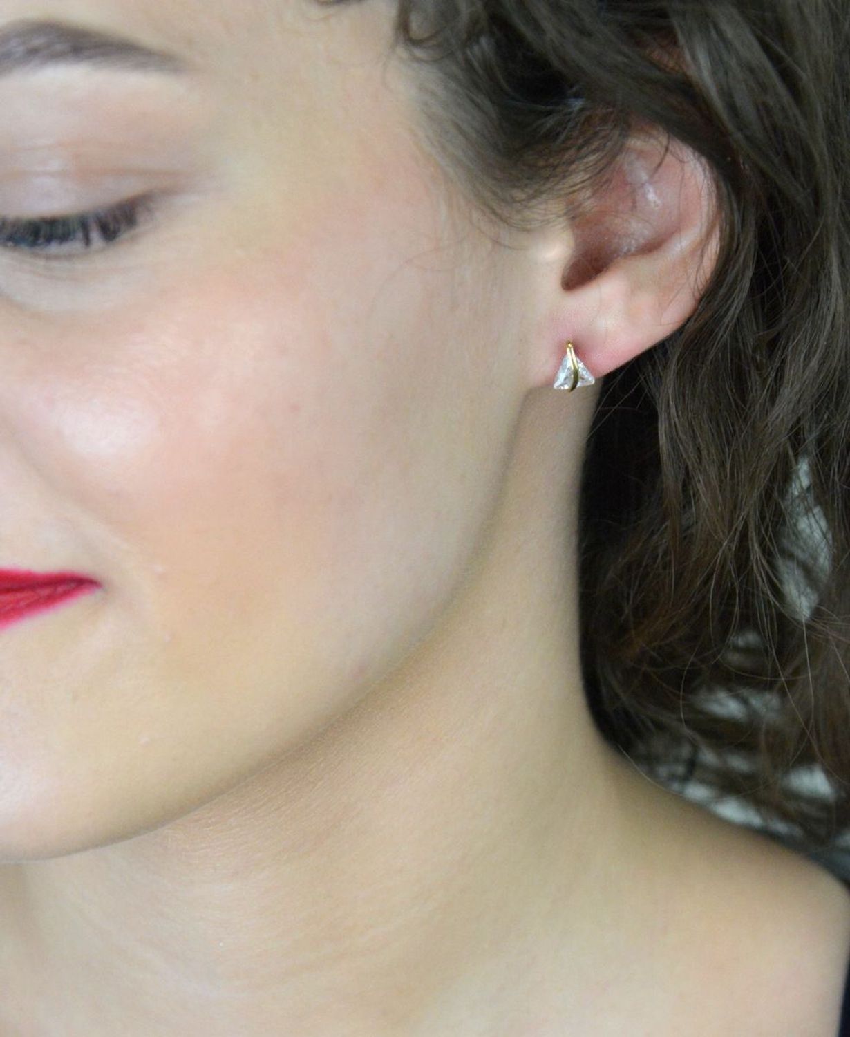 Kolczyki złote cyrkonie w trójkąty pr 333, DIA-KLC-1667-333 Au.jpg