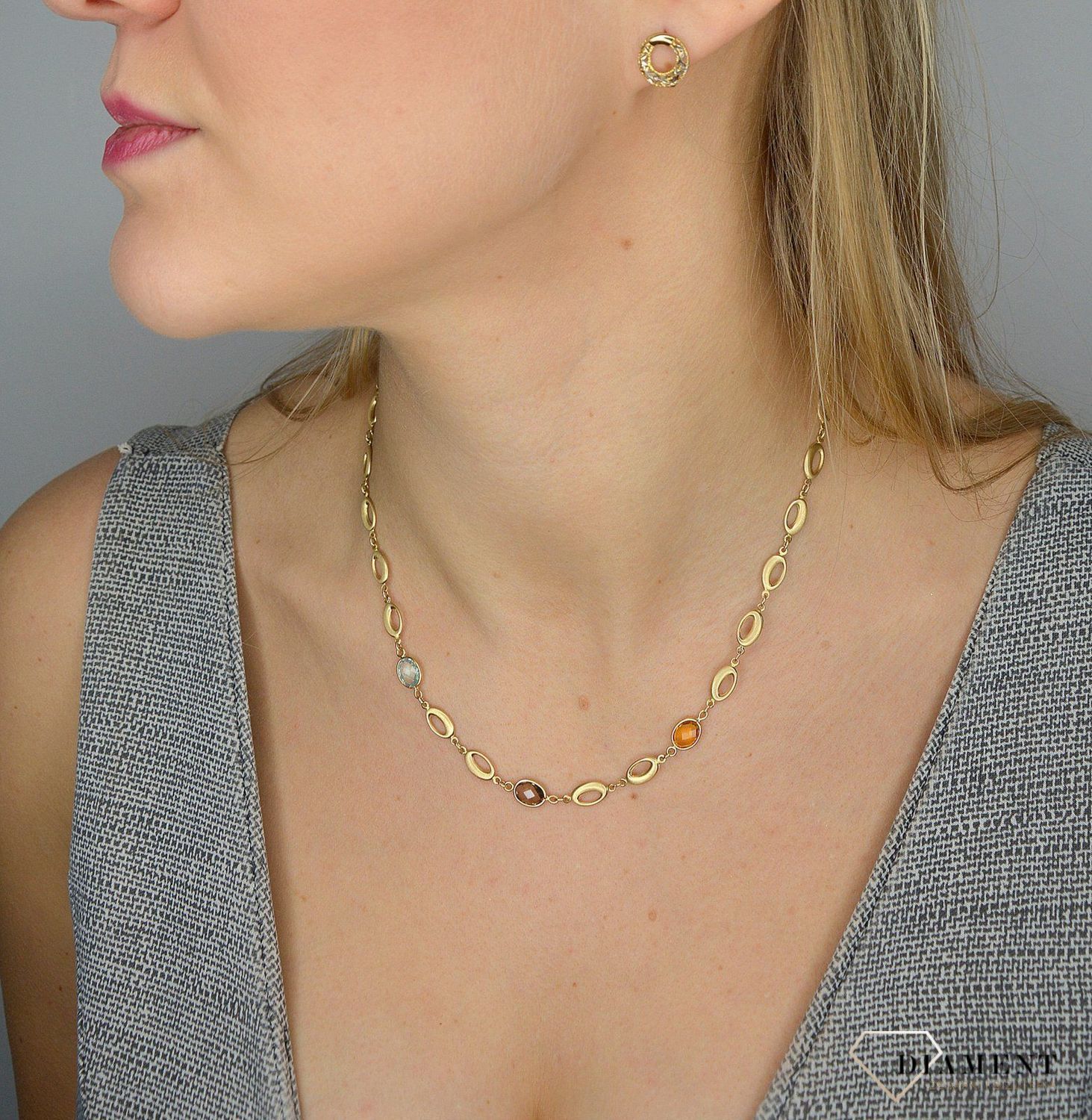 Złote kolczyki 333 kobiecy blask DIA-KLC-1678-333 💎 Złote kolczyki wykonane z najwyższej jakości złota próby 333 💎.jpg