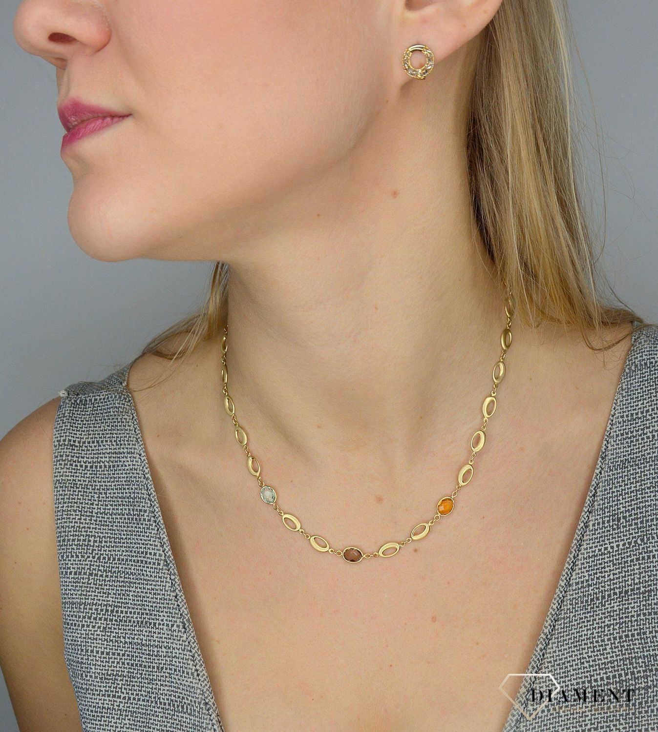 Złote kolczyki 333 kobiecy blask DIA-KLC-1678-333 💎 Złote kolczyki wykonane z najwyższej jakości złota próby 333 💎.jpg