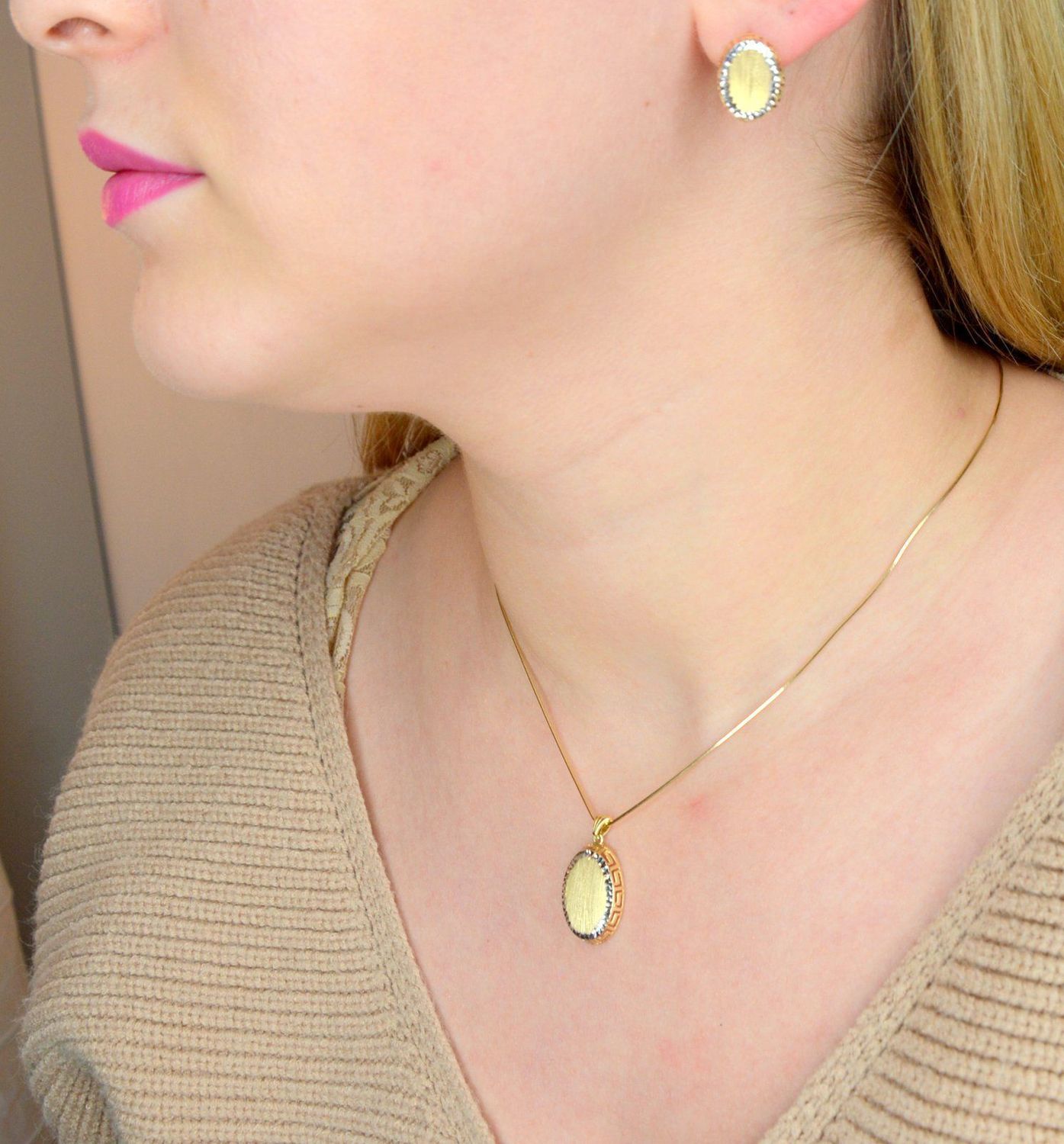 Kolczyki złote grawerowane blaszki z drogą grecką DIA-KLC-1737-585.jpg