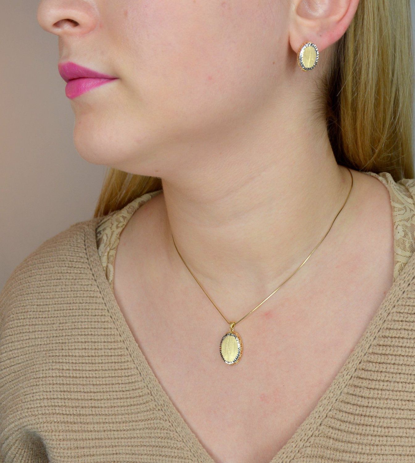 Kolczyki złote grawerowane blaszki z drogą grecką DIA-KLC-1737-585.jpg