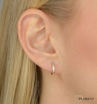 Złote kolczyki koła 1,2 cm 585 ozdobione cyrkoniami DIA-KLC-1740-585 💎 Złote kolczyki wykonane z najwyższej jakości złota próby 585 💎 Kolczyki koła  (3).JPG