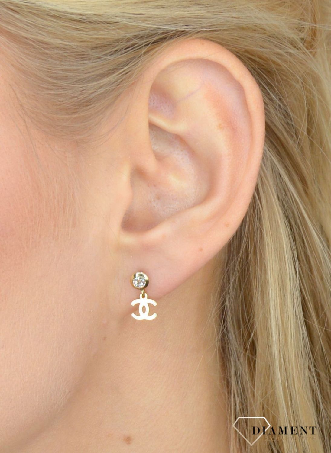 Złote kolczyki 585 wiszące 'Chanelki' z cyrkonią DIA-KLC-1745-585.jpg