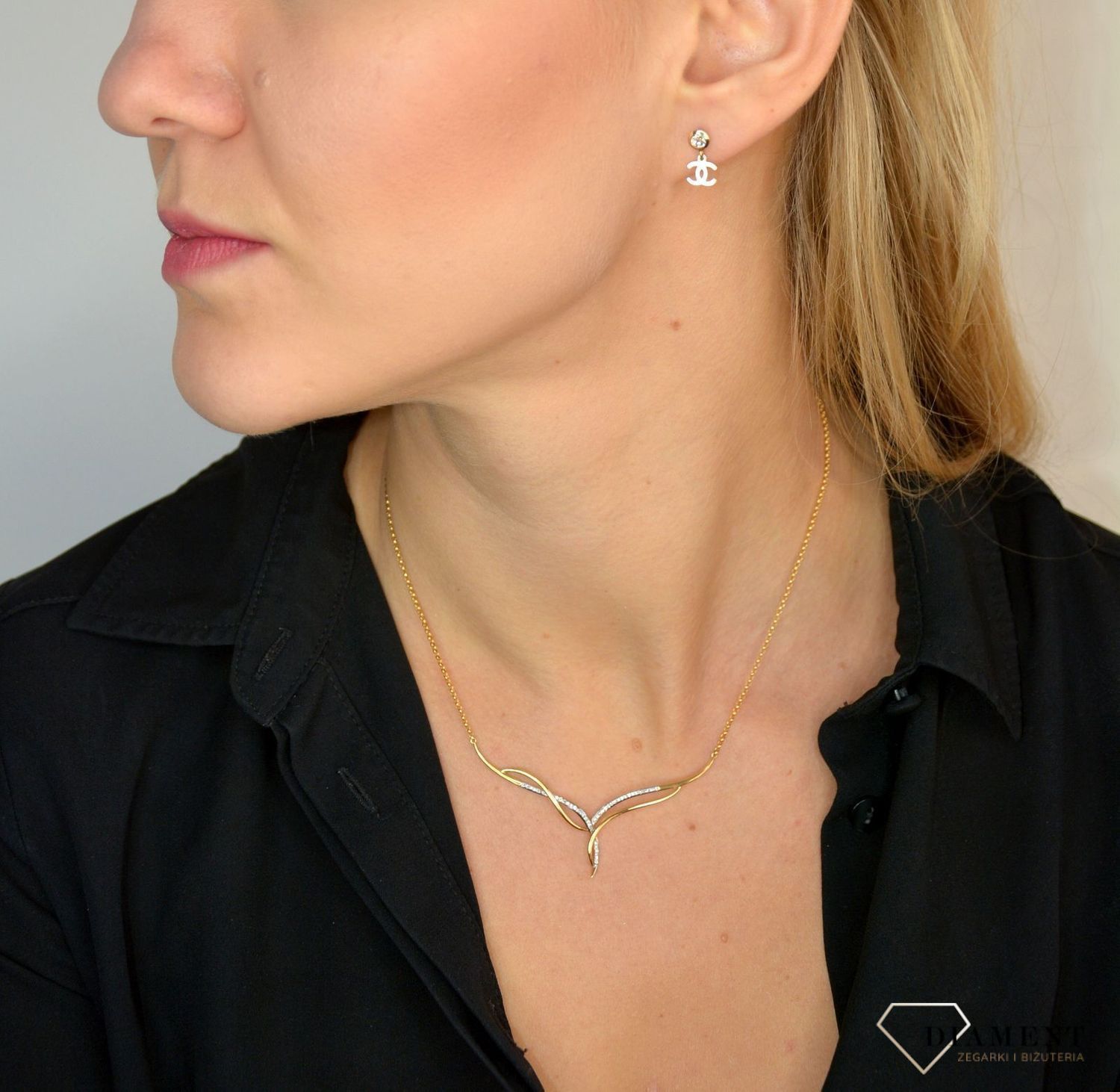 Złote kolczyki 585 wiszące 'Chanelki' z cyrkonią DIA-KLC-1745-585.jpg