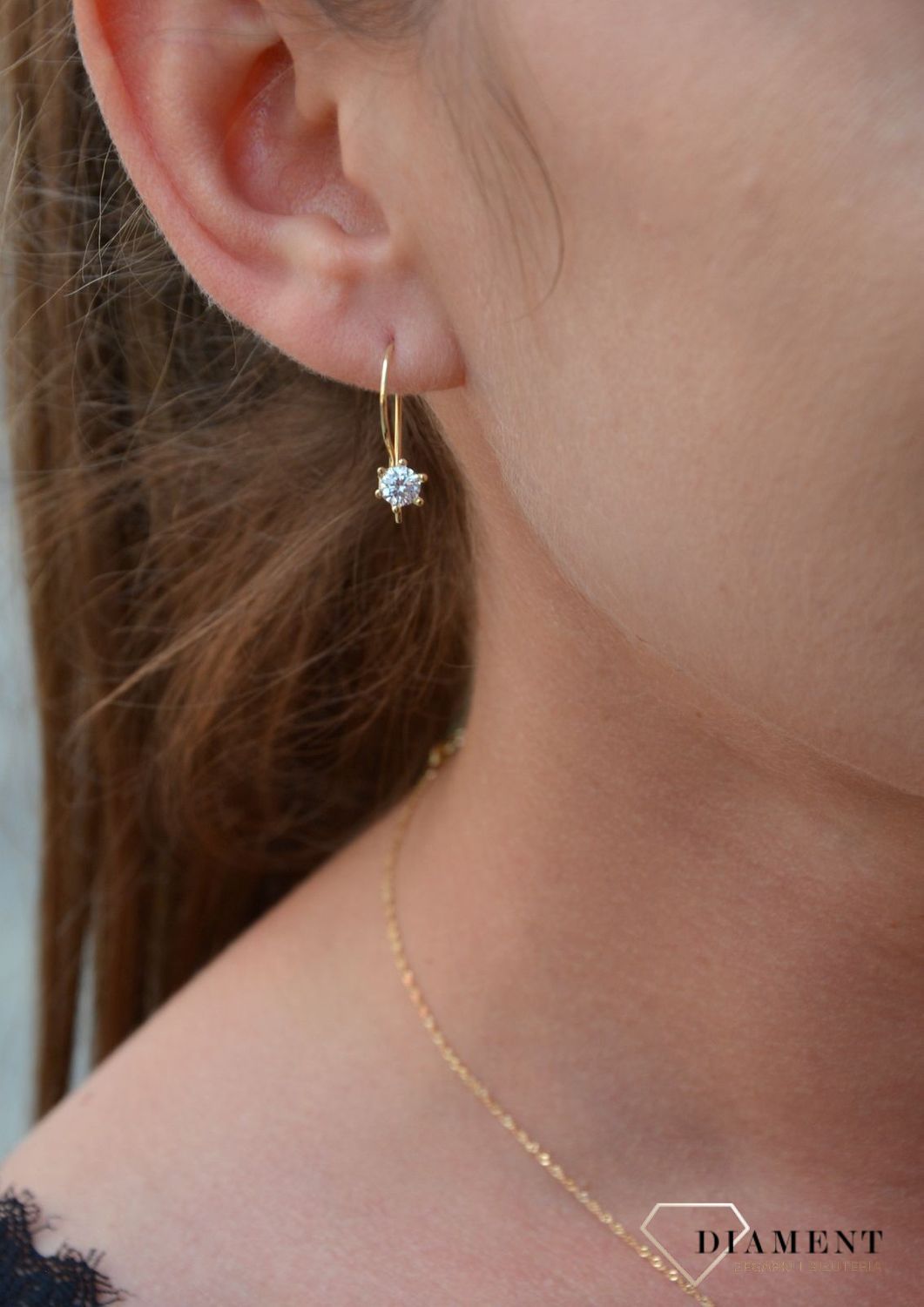 Złote kolczyki 375 wiszące cyrkonie DIA-KLC-18K35-DCE0006-Y-CZ-375.jpg