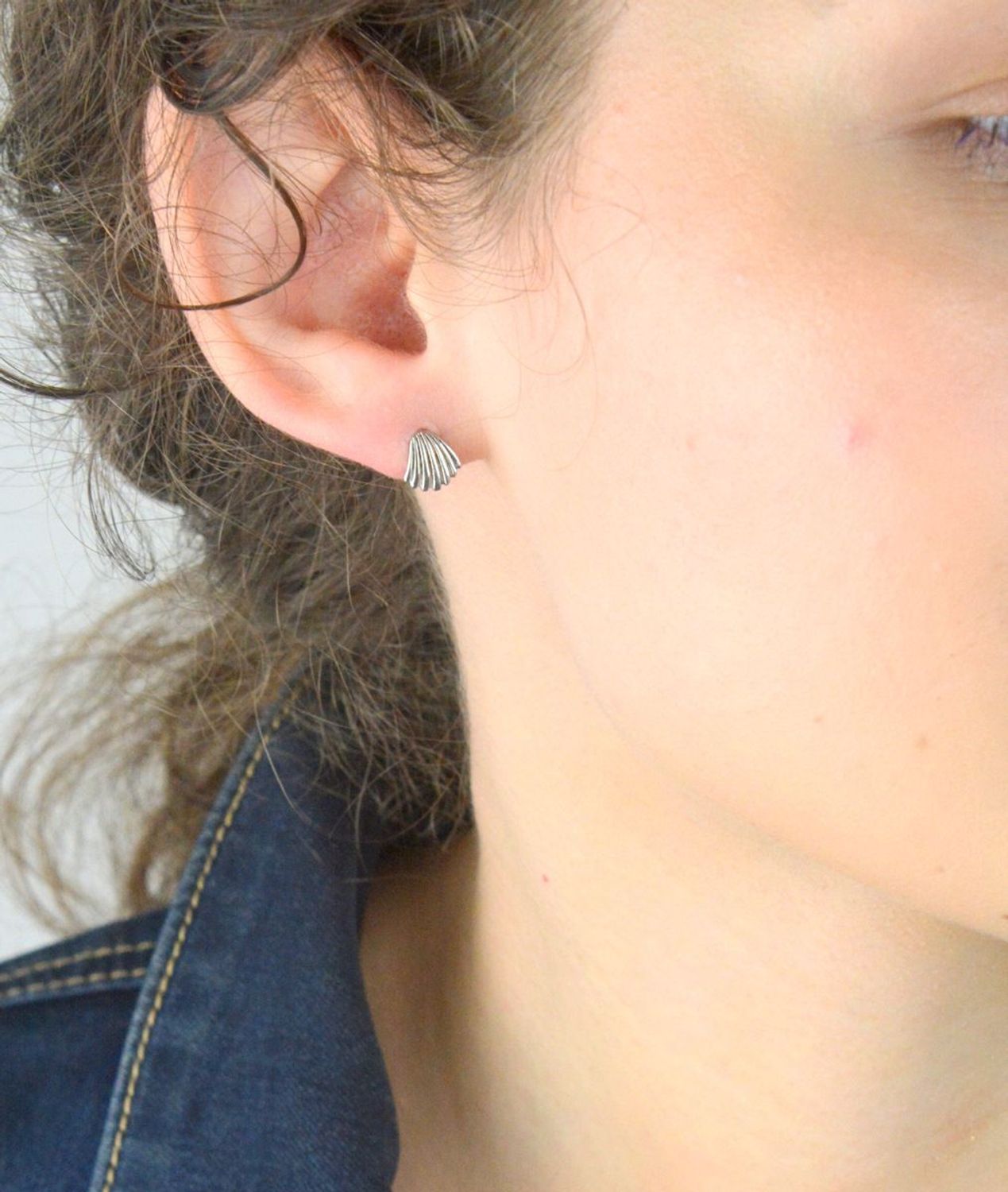 Srebrne kolczyki na wkrętki muszelki DIA-KLC-1EA79503-925.png