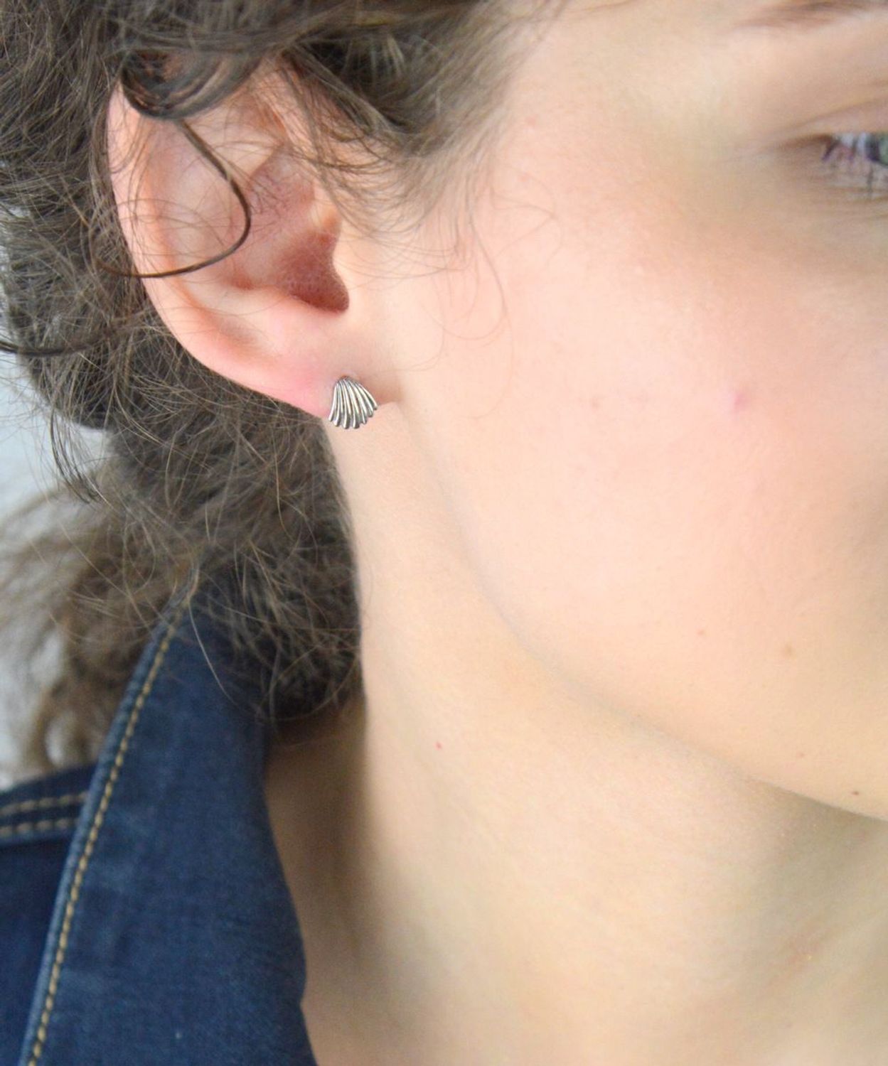 Srebrne kolczyki na wkrętki muszelki DIA-KLC-1EA79503-925.png