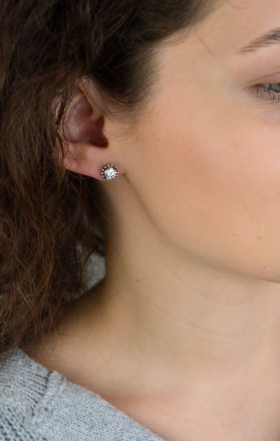 Kolczyki srebrne 925 DIA-KLC-2009-925 okrągłe z cyrkonią – 8 mm, zapięcie na sztyft.jpg