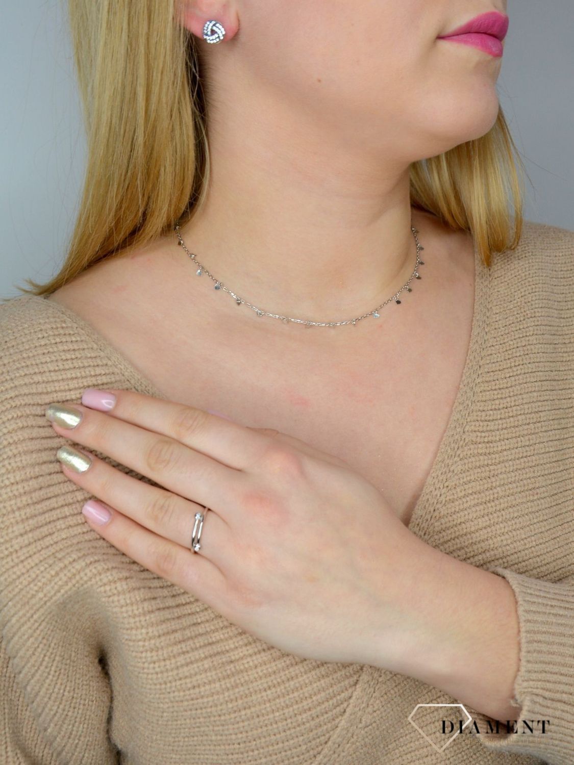 Srebrne kolczyki 925 'węzeł z cyrkonią' DIA-KLC-2013-925.jpg