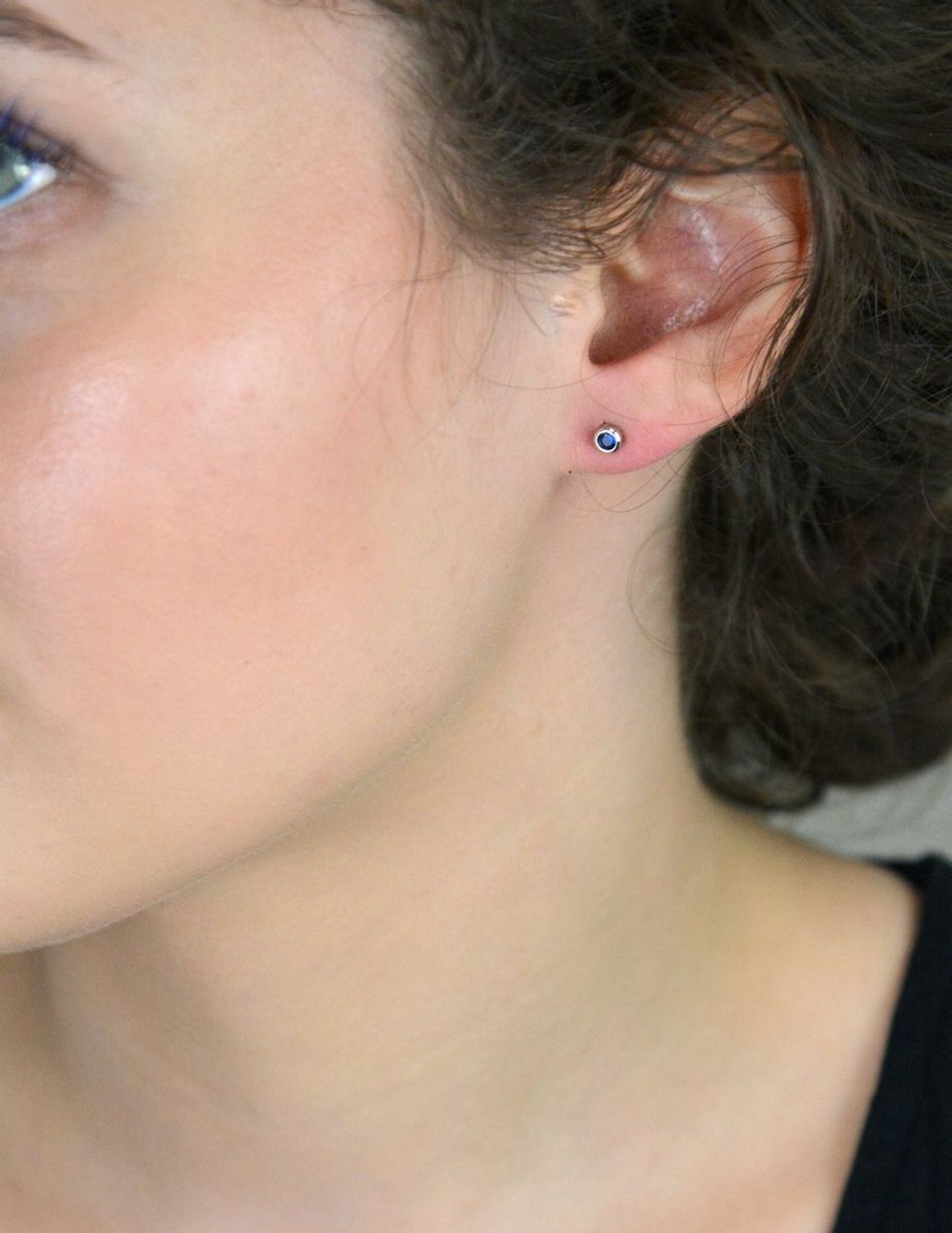 Kolczyki srebrne granatowe cyrkonie 925, DIA-KLC-2097-925.jpg